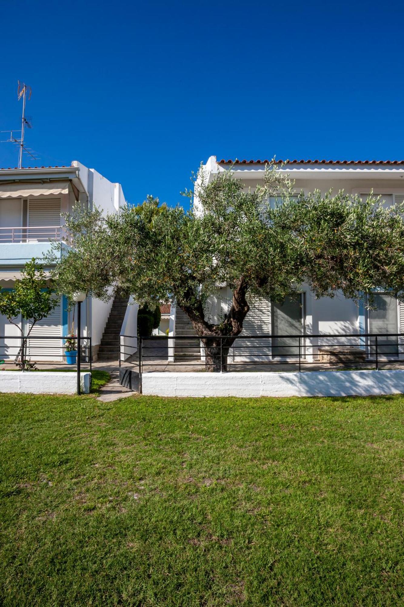 Akrotiri Apartment Pefkochori